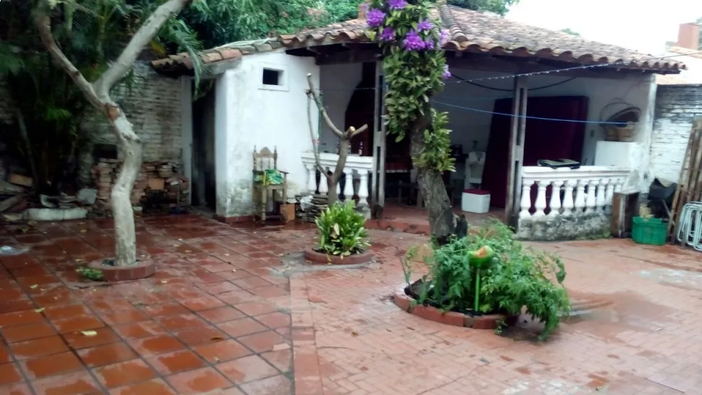 VENDO CASA EN SAJONIA — photo 2