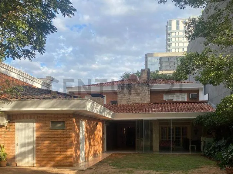 CASA A LA VENTA EN ZONA ESTRATÉGICA EN LAS LOMAS — foto 3