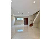 VENDO LUJOSO DUPLEX A ESTRENAR EN CUARTO BARRIO LUQUE