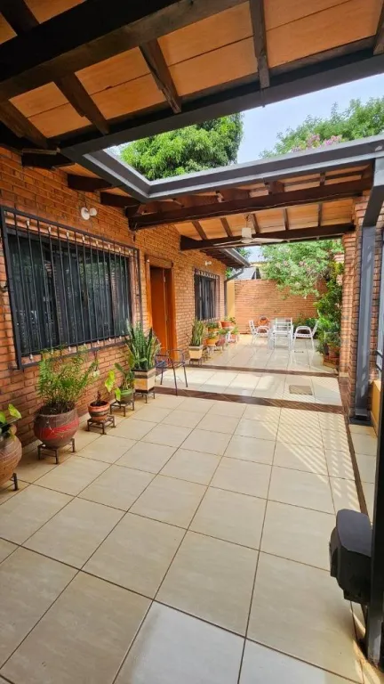 VENDO CASA EN LUQUE, BARRIO PRIMAVERA — foto 2