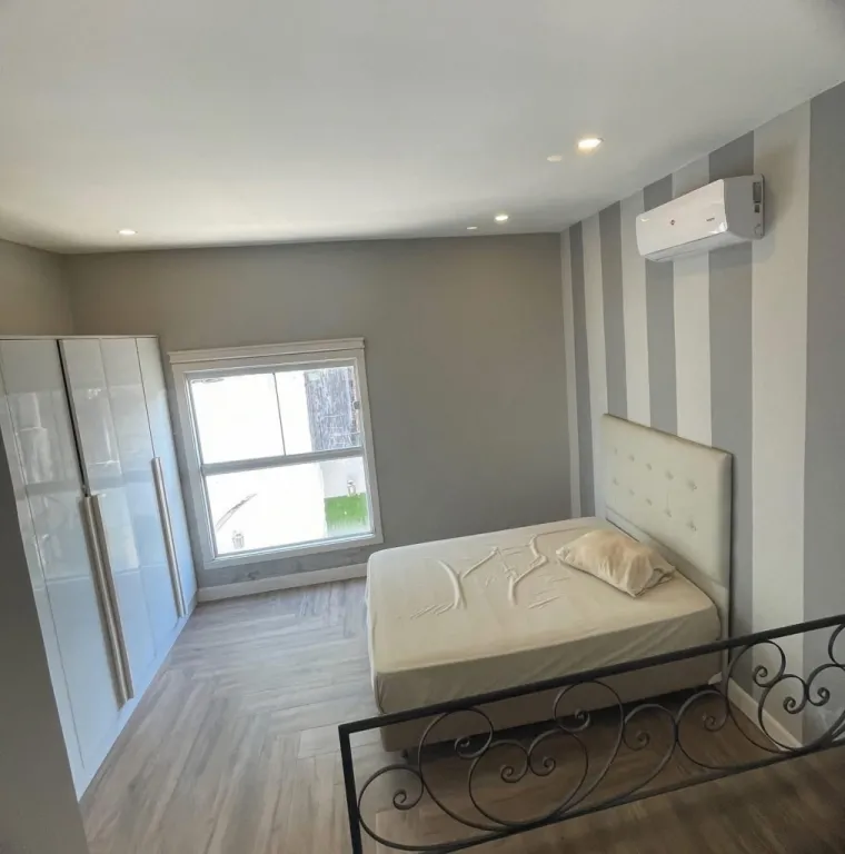 Vendo duplex Estilo Francés en Lambare zona Yacht y Golf Club — foto 2