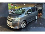 Ttoyota noah 2009 rec importado full equipo