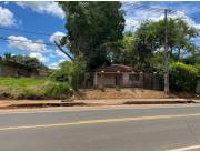 Vendo terreno con casa a refaccionar sobre la ruta luque - san bernardino