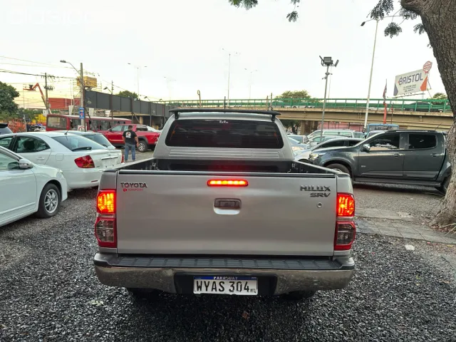 Toyota Hilux 2015 — foto 5