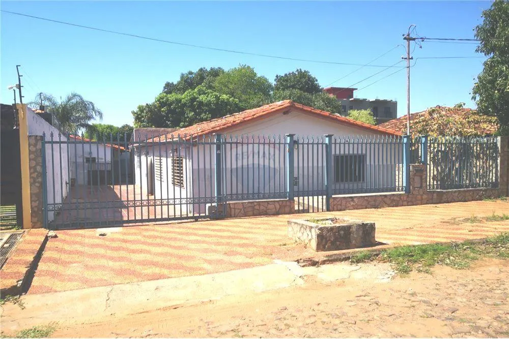 VENDO AMPLIA CASA EN SAN LORENZO — foto 2