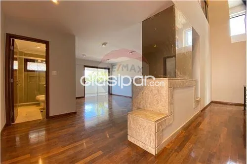 En Alquiler Residencia Exclusiva en zona BCP — foto 2
