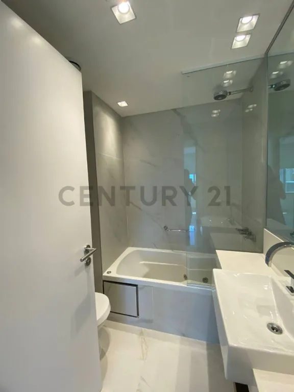 EN ALQUILER LUJOSO DEPARTAMENTO EN LA TORRE EMINENT — foto 3