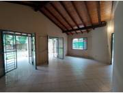ALQUILO CASA EN LUQUE ZONA CAMPO VIA COD 5485
