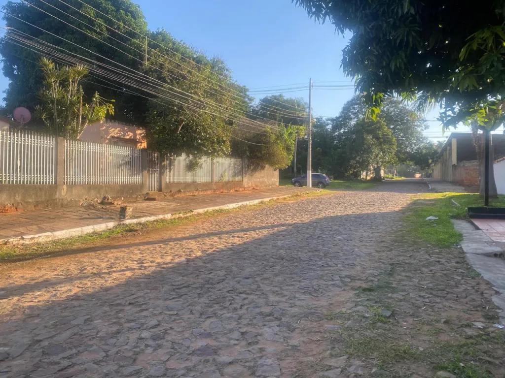 VENDO TERRENO EN EZQUINA DE LAMBARE — foto 2