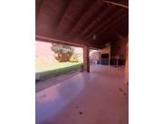 ALQUILO RESIDENCIA EN FERNANDO DE LA MORA ZONA NORTE COD 5266