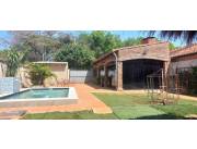 EN VENTA PROPIEDAD CON RENTABILIDAD EN LUQUE BARRIO AMERICA