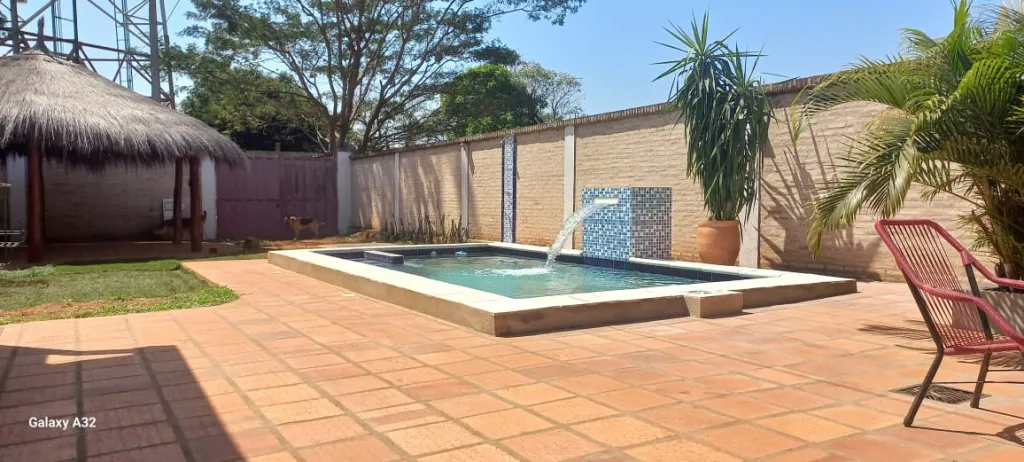 EN VENTA PROPIEDAD CON RENTABILIDAD EN LUQUE BARRIO AMERICA — foto 2