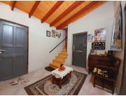VENDO CASA EN ASUNCIÓN Z/ COLEGIO CRISTO REY!!