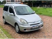 Toyota FunCargo 2001 ri