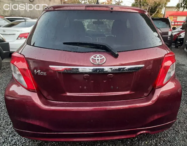 Toyota Vitz 2012 — foto 8