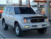 Toyota Land Cruiser vx 2004 ri