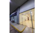 ALQUILO SALÓN COMERCIAL DENTRO DE LA PETROBRAS DE MARIANO ROQUE ALONSO