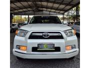 IMPONENTE TOYOTA 4RUNNER LIMITED! 2013! Importado 0km de USA en 2014! Una sola dueña
