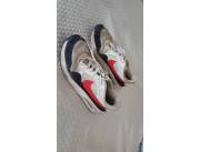 👟 Championes Nike Air Max Rojo y Azul – Talle 10.5 US / 44.5 EUR