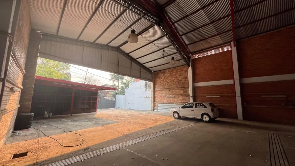 TINGLADO EN VENTA SOBRE GRAL SANTOS — foto 2