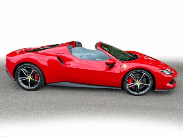 Ferrari 296 Gts 2024 — foto 4