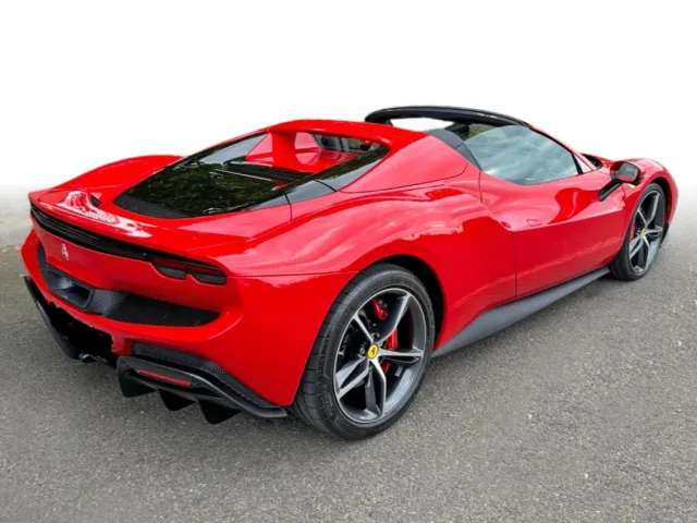 Ferrari 296 Gts 2024 — foto 6