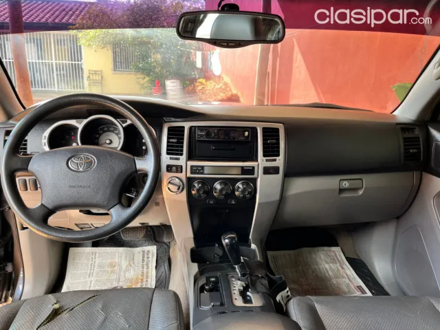 Toyota 4-Runner 2005 — foto 7