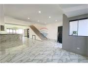 VENDO TRIPLEX CON PISCINA EN CAPILLA DEL MONTE SL