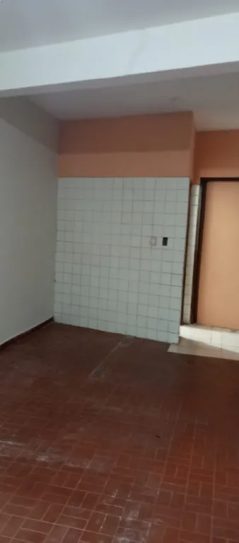 ALQUILO HERMOSO SALON COMERCIALBARRIO NAZARETH A SOLO 1 CUADRA DE EUSEBIO AYALA — foto 3