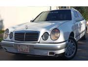 Mercedes Benz E300