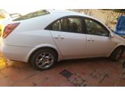 Vendo nissan primera con problemas de junta tapa