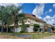 Casa en Venta – BARRIO KENNEDY Lambare.