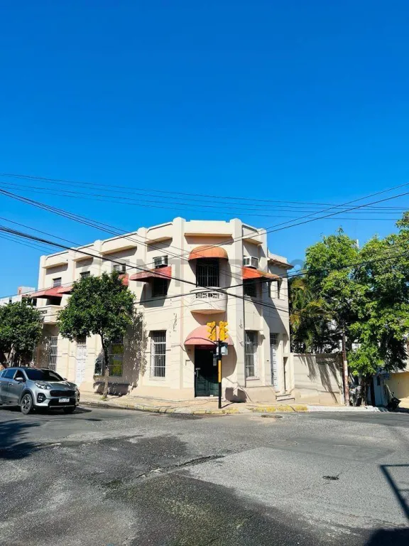 AMPLIA PROPIEDAD EN ESQUINA, Centro de Asunción — foto 2