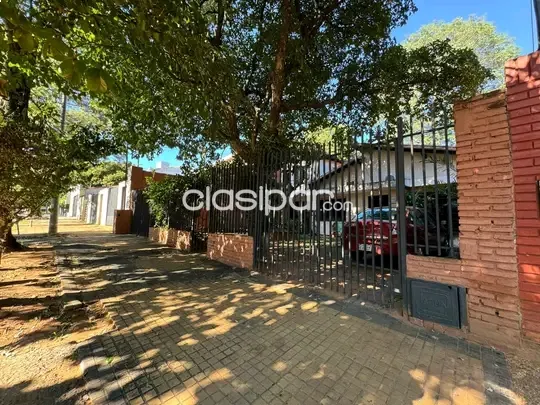 VENDO HERMOSA PROPIEDAD A REFACCIONAR Ó DEMOLER BARRIO SAN CRISTOBAL — foto 3