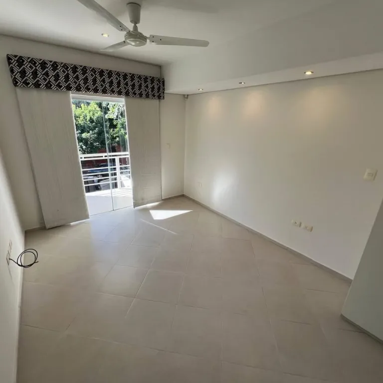 Alquilo duplex con piscina en Bo Ycua Sati — foto 3