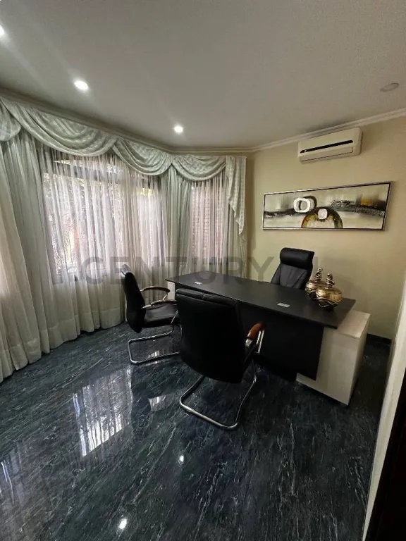 Casa residencial amplia, amoblada y lista para habitar en LOS LAURELES. — foto 2