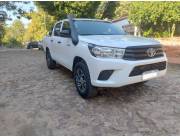 Camioneta Toyota Hilux DX 2022 !! USD 28.000