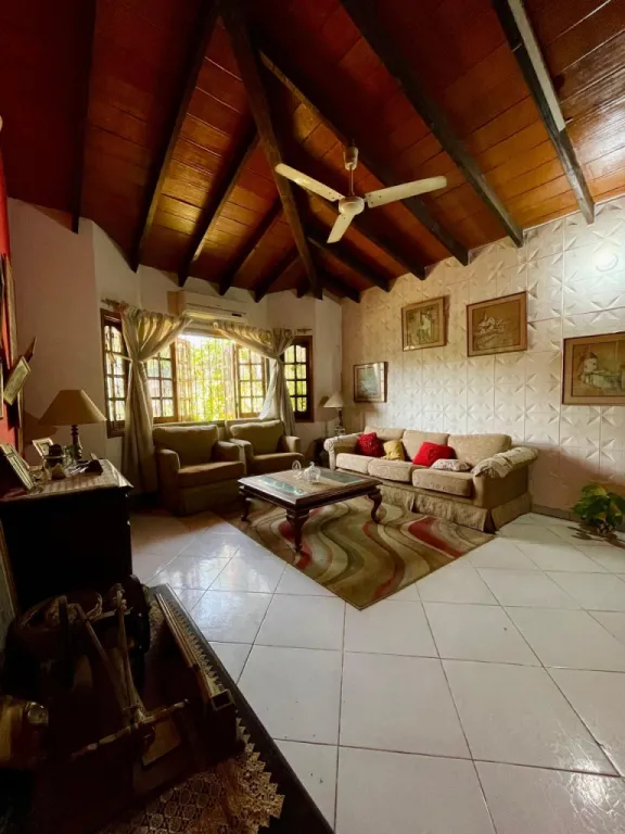 EN VENTA HERMOSA CASA DE 3 DORMITORIOS EN MARIANO ROQUE ALONSO — foto 2