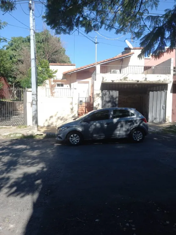 SAJONIA, PROX. CRISTO REY: 337,5 M2, 6 HABITACIONES, CONFORTABLE DISTRIBUCIÓN, PISCINA. — foto 2