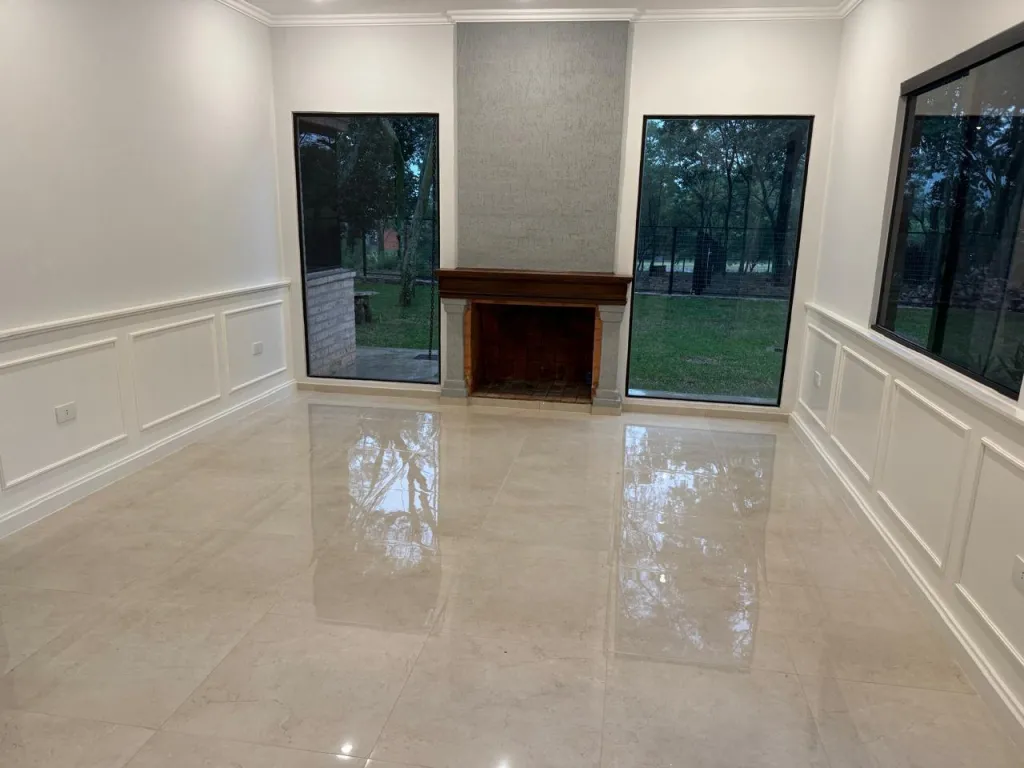 SURUBI-Í, CENTENARIO A ESTRENAR: BELLA RESIDENCIA, 3 SUITES, GRAN RECEPCIÓN, 1.283 M2 JARD — foto 2
