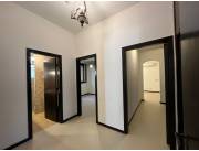 Z/ COLEG. INTER: CASA / DEPTO. EN PB, CONFORTABLES AMBIENTES, IMPECABLE ESTADO, 3 DORMIT.