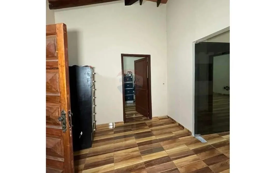 VENDO HERMOSA CASA EN SAN LORENZO!! — foto 2
