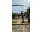Venta de Casa Dúplex en Ycuá Satí, Asunción