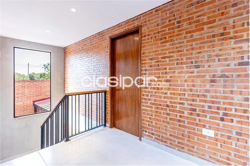 Hermosa casa en Loma Merlo- Luque — foto 3