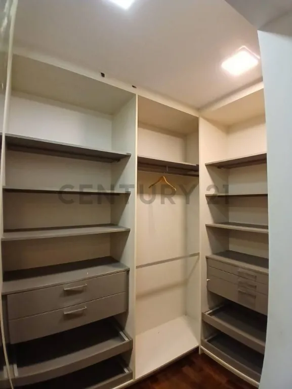 Vendo Departamento de 3 Dormitorios en Santos Plaza - Las Mercedes — photo 3