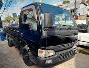 Vendo lindo camioncito NISSAN