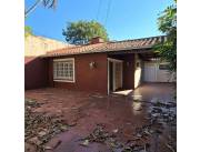 Vendo casa de 3 dormitorios zona embajada americana