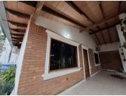 Casa z/ IPS de Luque