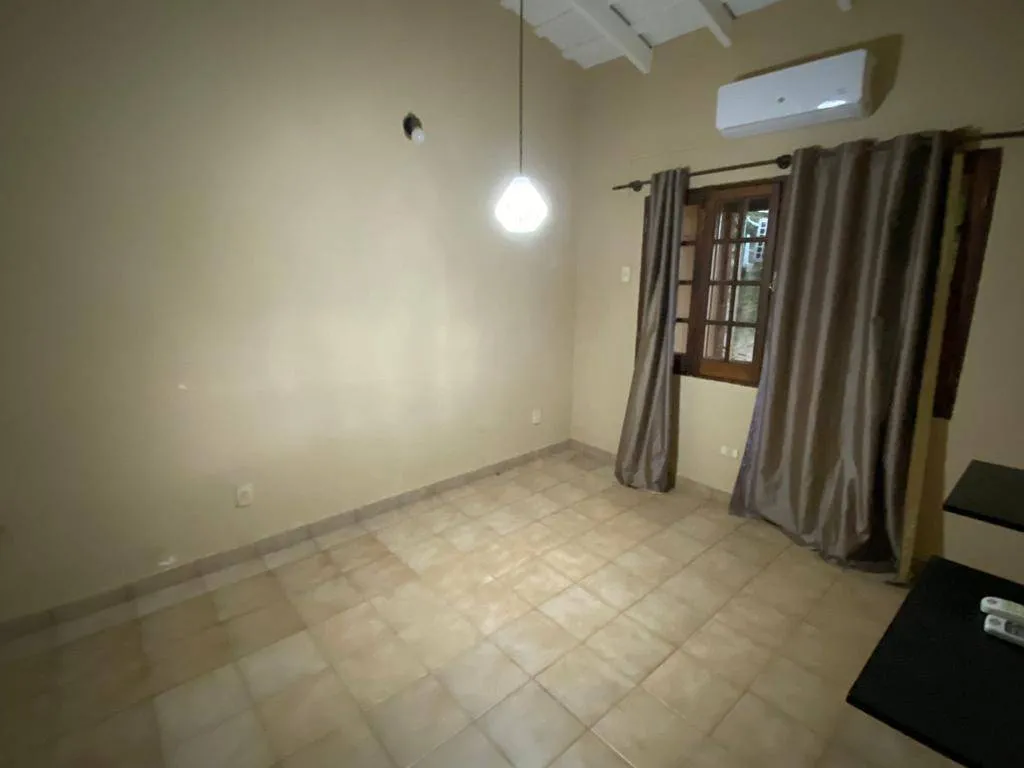 ALQUILO CASA TIPO CHALET EN BARRIO VILLA AURELIA — foto 2