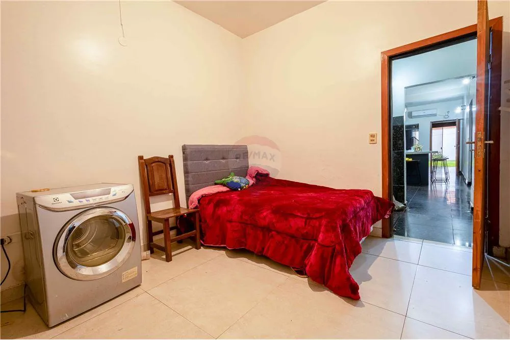Amplia casa en zona residencial — foto 3